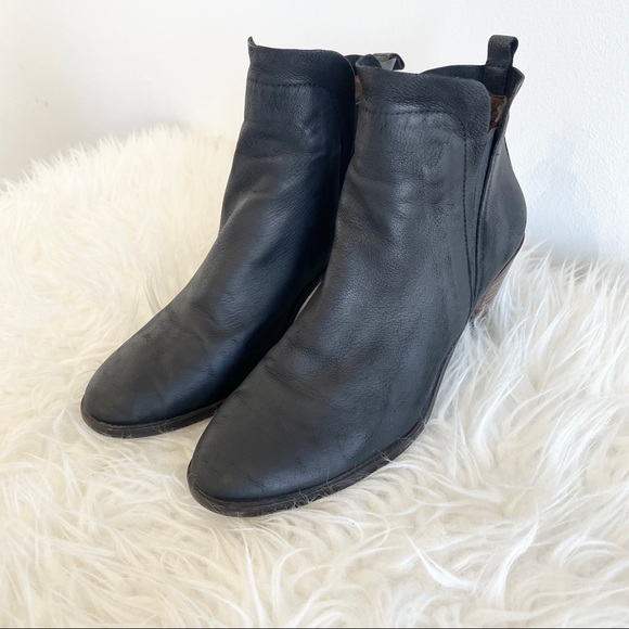 lucky brand jana bootie